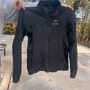 Arc’teryx Atom LT Jacket Women’s Medium Black